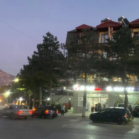 Hostel Kukes Ostello *
